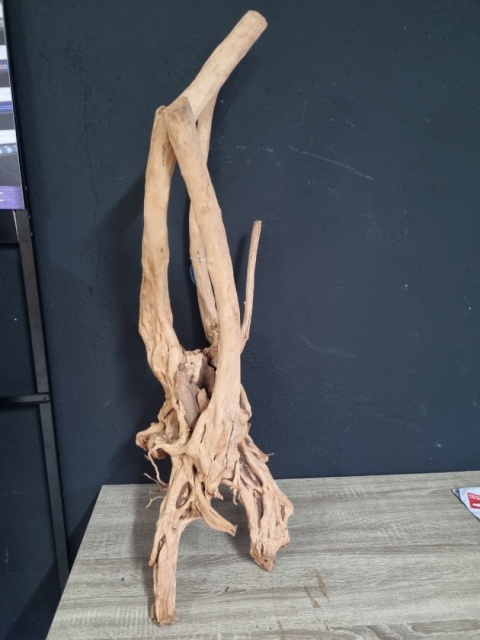 Korzeń do akwarium Growise Wood 33x47x97 4,6kg Nr 18